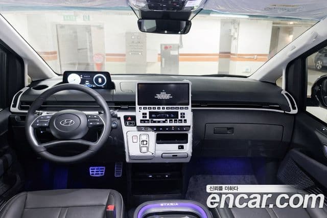 Hyundai Staria Inspiration, 2025 9