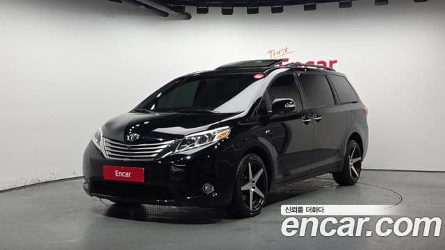 Toyota Sienna, 2017 1