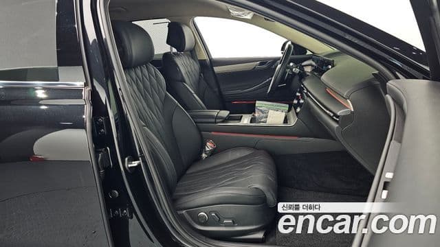 Genesis G80 (RG3) бензин 2.5 турбо AWD, 2025 10