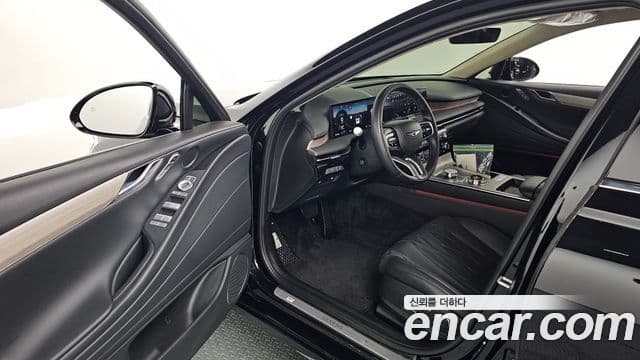 Genesis G80 (RG3) бензин 2.5 турбо AWD, 2025 11