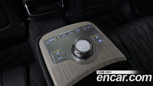 Genesis G80 (RG3) бензин 2.5 турбо AWD, 2025 19