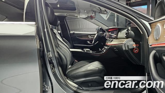 Mercedes-Benz E-класс W213 Exclusive, 2019 11