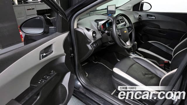 Chevrolet(GM대우) 아베오 седан 1.4 турбо Perfect чёрный, 2016 10