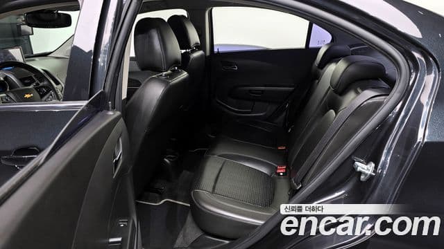 Chevrolet(GM대우) 아베오 седан 1.4 турбо Perfect чёрный, 2016 20