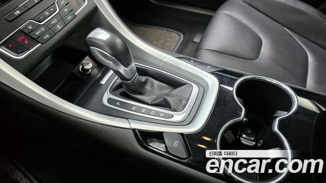 Ford 몬데오 4세대 Trend, 2015 9