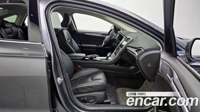 Ford 몬데오 4세대 Trend, 2015 10