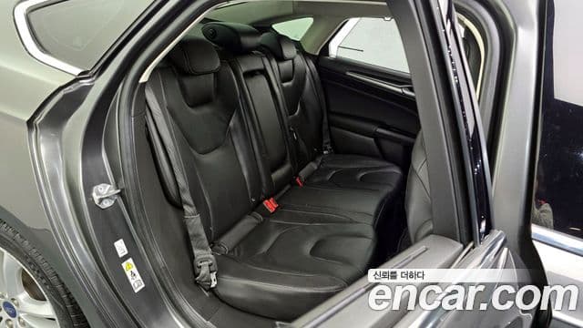 Ford 몬데오 4세대 Trend, 2015 12