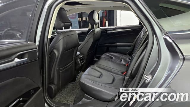 Ford 몬데오 4세대 Trend, 2015 13