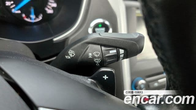 Ford 몬데오 4세대 Trend, 2015 18