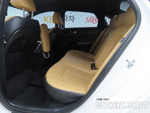 Kia K5 гибрид 3세대 Prestige, 2023 7