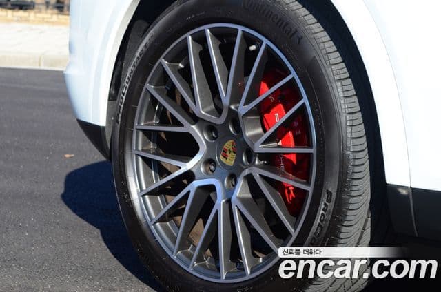 Porsche Cayenne (PO536) 3.0 купе, 2023 все фото