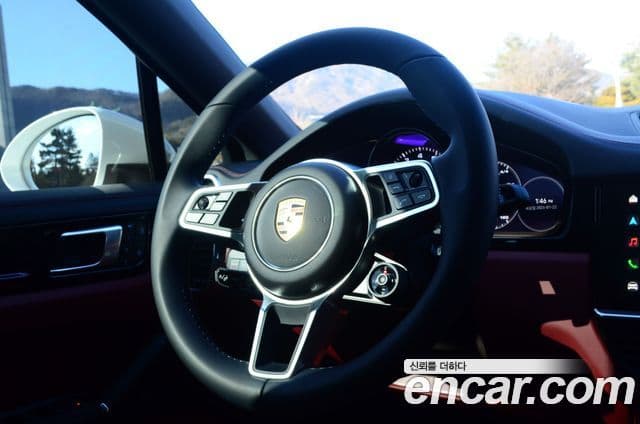 Porsche Cayenne (PO536) 3.0 купе, 2023 13