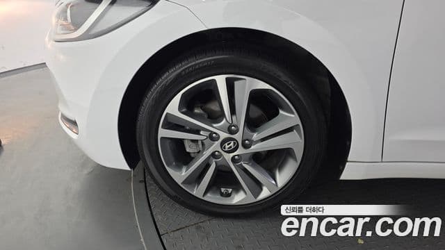 Hyundai Avante AD 1.6 GDI Value Plus, 2018 все фото