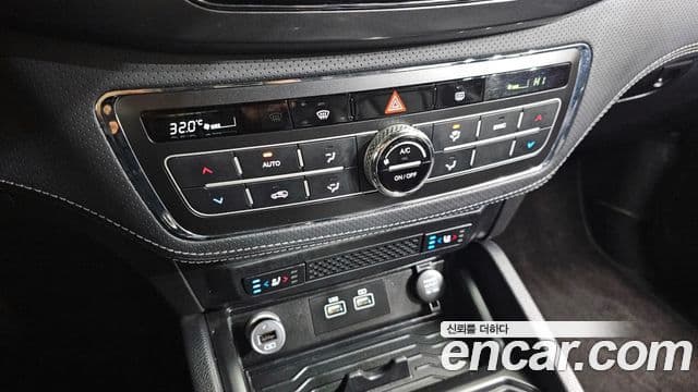 KG모빌리티(SsangYong) The / новый New Rexton Sport Prestige, 2022 16