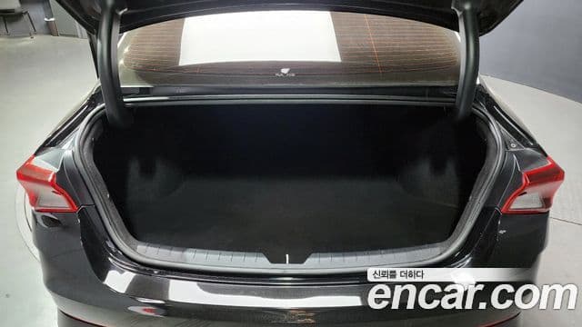 Kia K5 3세대 Prestige, 2021 20