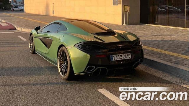 맥라렌 570GT 3.8 купе, 2018 2