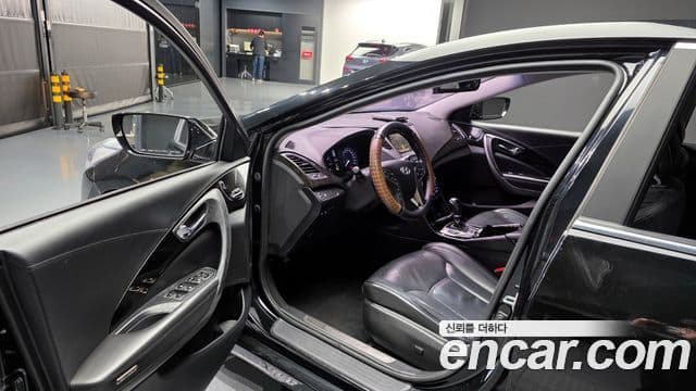 Hyundai Grandeur HG Luxury, 2011 10