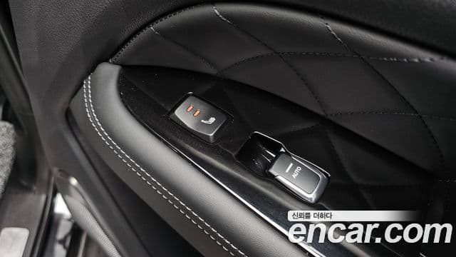 KG모빌리티(SsangYong) Rexton New Arena Noblesse, 2024 19