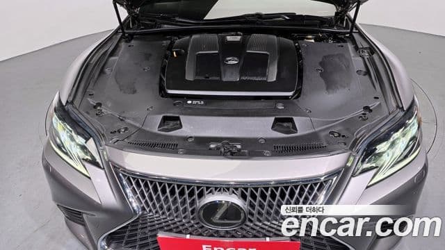 Lexus LS500 5세대 3.5 Luxury AWD, 2018 6