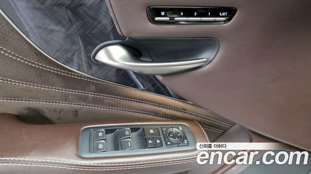 Lexus LS500 5세대 3.5 Luxury AWD, 2018 14