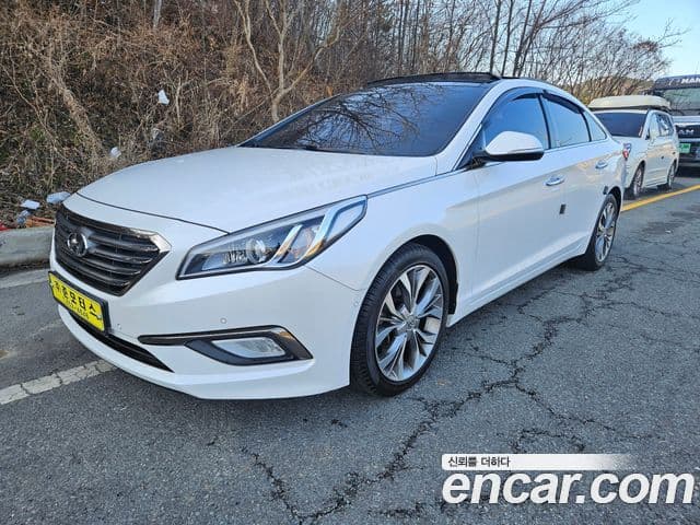 Hyundai LF Sonata Premium, 2015 1