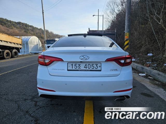 Hyundai LF Sonata Premium, 2015 4
