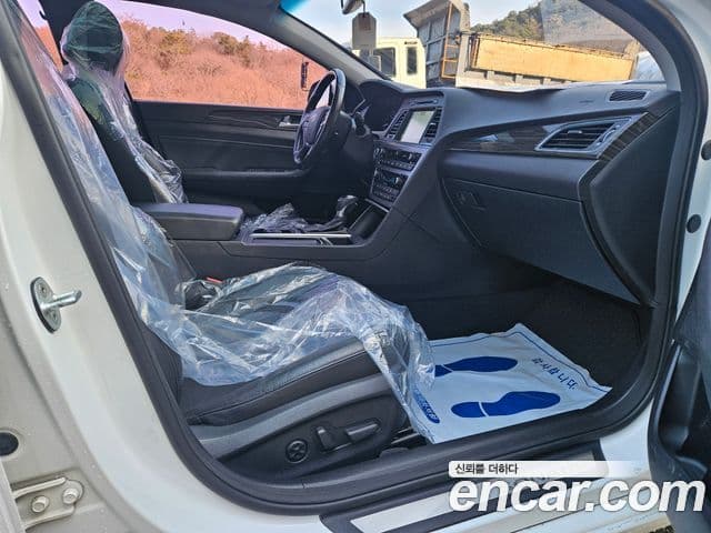 Hyundai LF Sonata Premium, 2015 19
