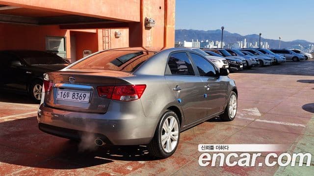 Kia Forte 빌트인캠2 — базовая версия - Built-in Cam 2, 2011 2