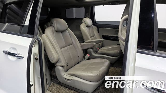 Kia All New Carnival Noblesse, 2017 12