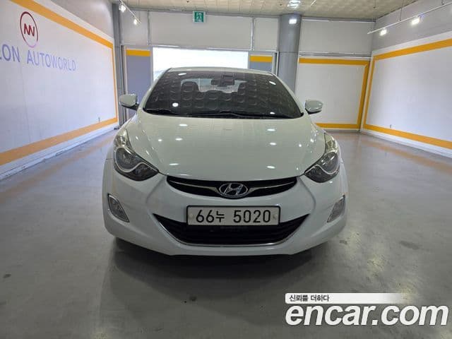 Hyundai Avante MD Luxury, 2011 1