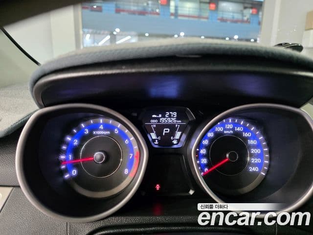 Hyundai Avante MD Luxury, 2011 11