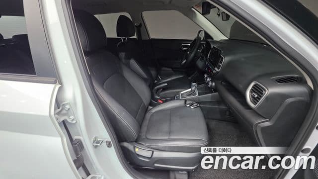 Hyundai Venue 1.6 Modern Plus, 2022 10