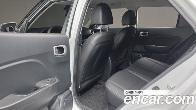 Hyundai Venue 1.6 Modern Plus, 2022 18