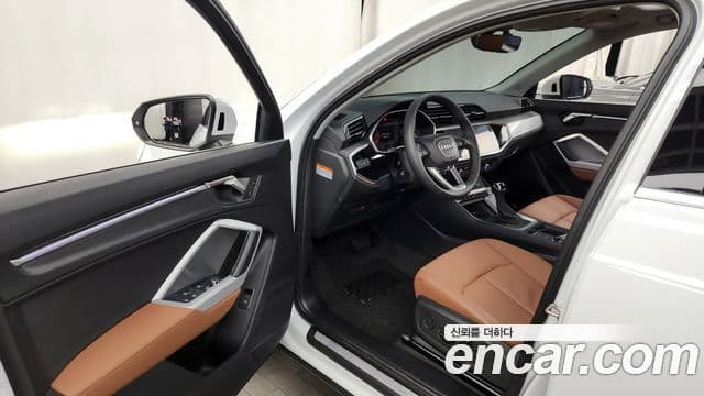 Audi Q3 (F3), 2025 10