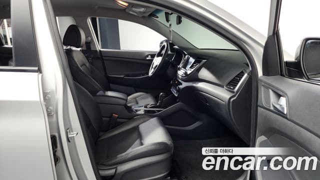 Hyundai All New Tucson Modern, 2017 11