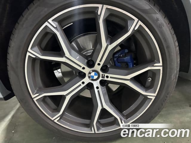 BMW X5 (G05) xDrive 40i M Sport, 2025 3