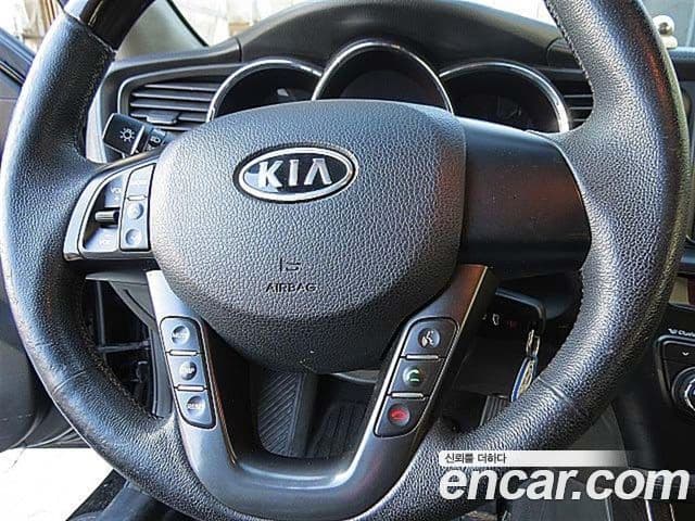 Kia K5 Prestige, 2011 12