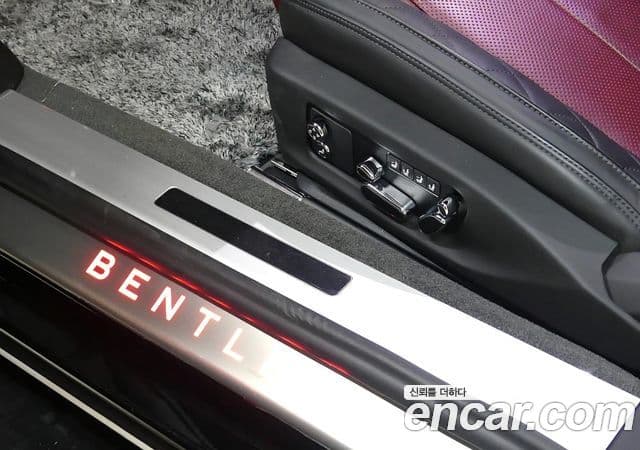 Bentley Continental GT 3세대 4.0 GT, 2021 12