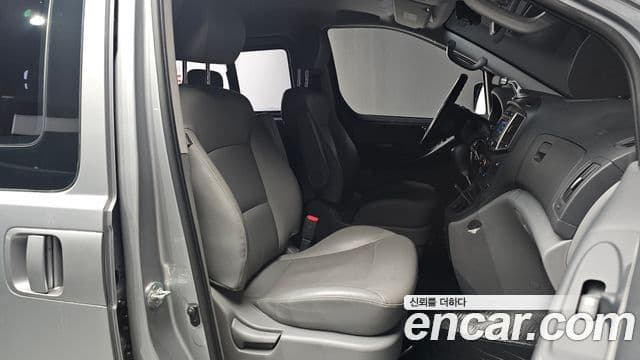 Hyundai Grand Starex Smart, 2017 10