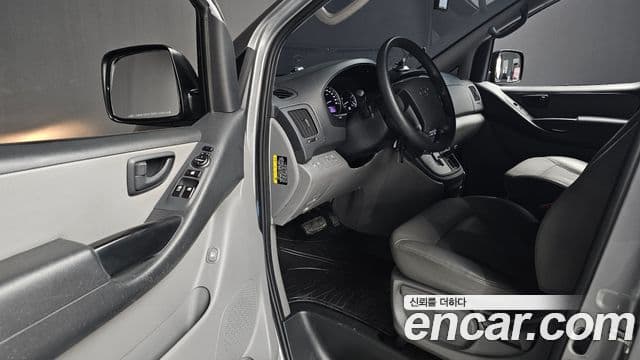 Hyundai Grand Starex Smart, 2017 11