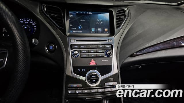 Hyundai Grandeur HG Premium, 2015 14