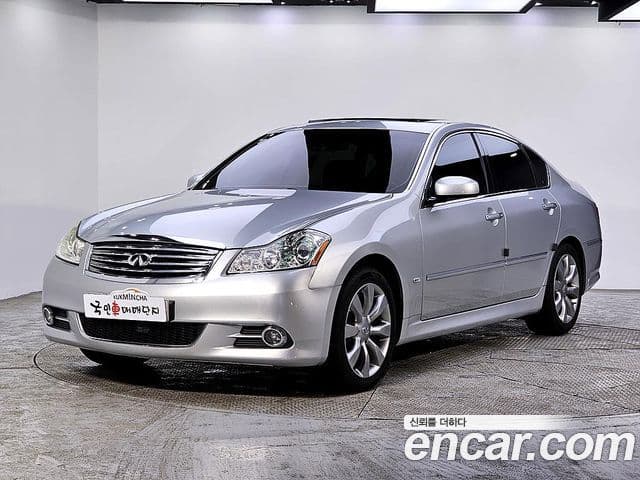 Infiniti M35, 2008 1