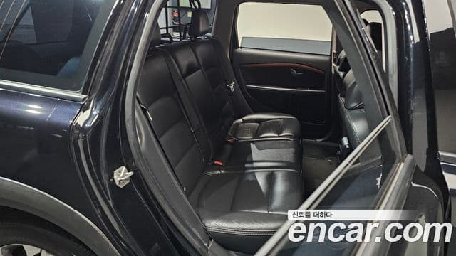 Volvo XC70 3세대, 2015 12