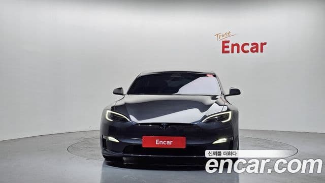 Tesla модель S Plaid, 2024 3