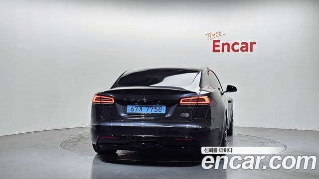 Tesla модель S Plaid, 2024 4