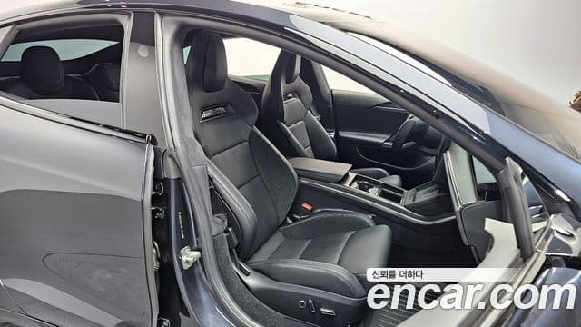 Tesla модель S Plaid, 2024 12