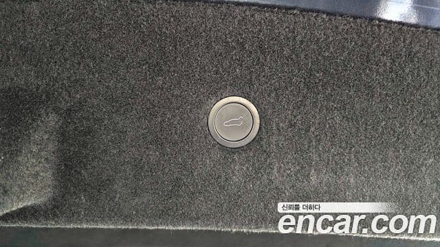 Tesla модель S Plaid, 2024 18