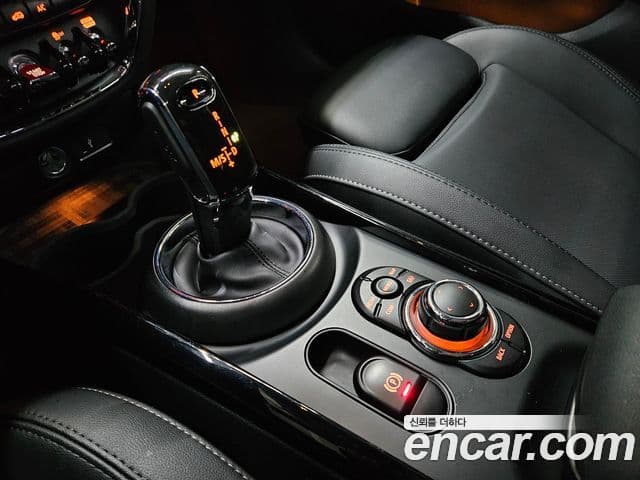 Mini Cooper 클럽맨 2세대, 2022 9