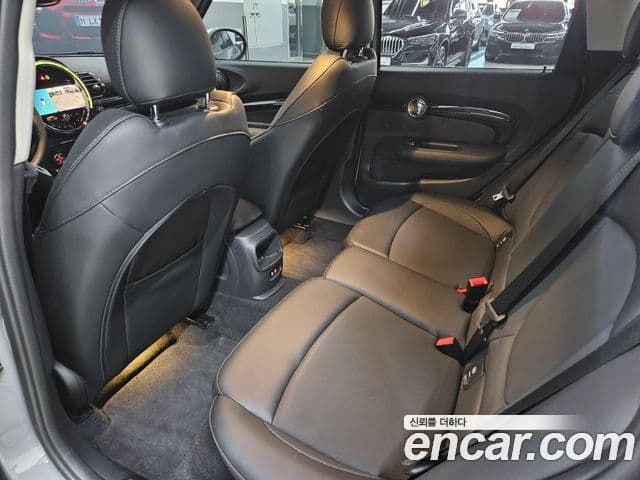 Mini Cooper 클럽맨 2세대, 2022 12