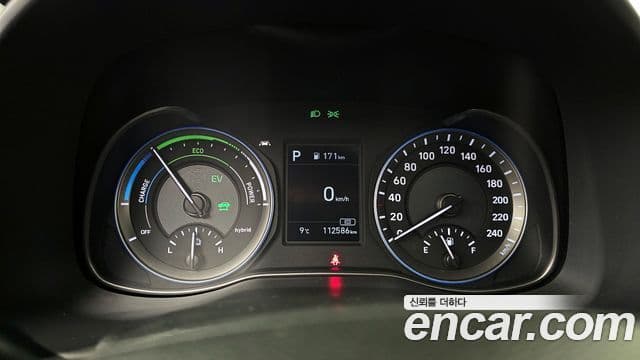 Hyundai Kona гибрид Special, 2020 8